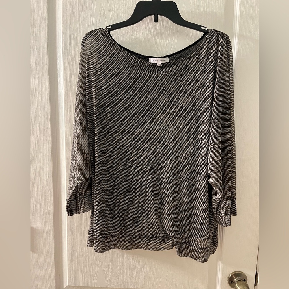 Rose & Olive Women’s Size Large Top Shirt Blouse